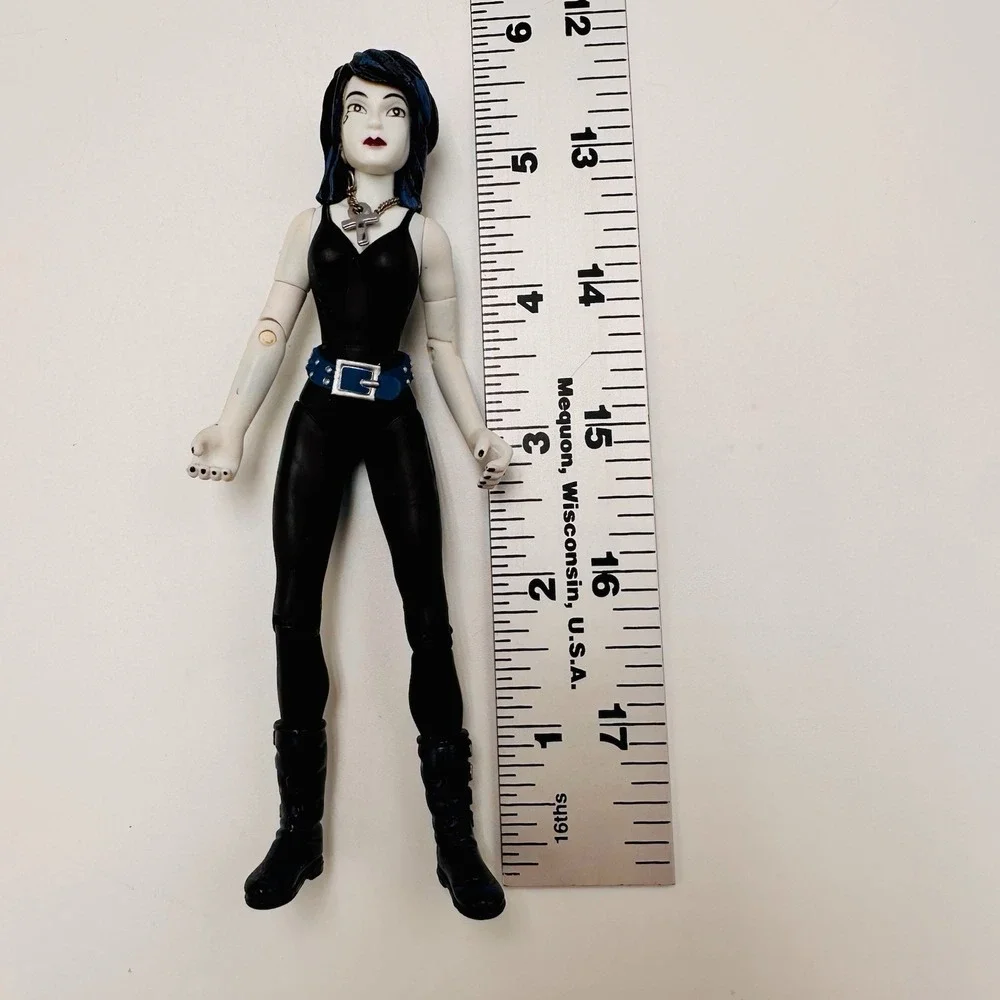 Vintage 1999 Vertigo DEATH Action Figure DC Comics Loose Figure